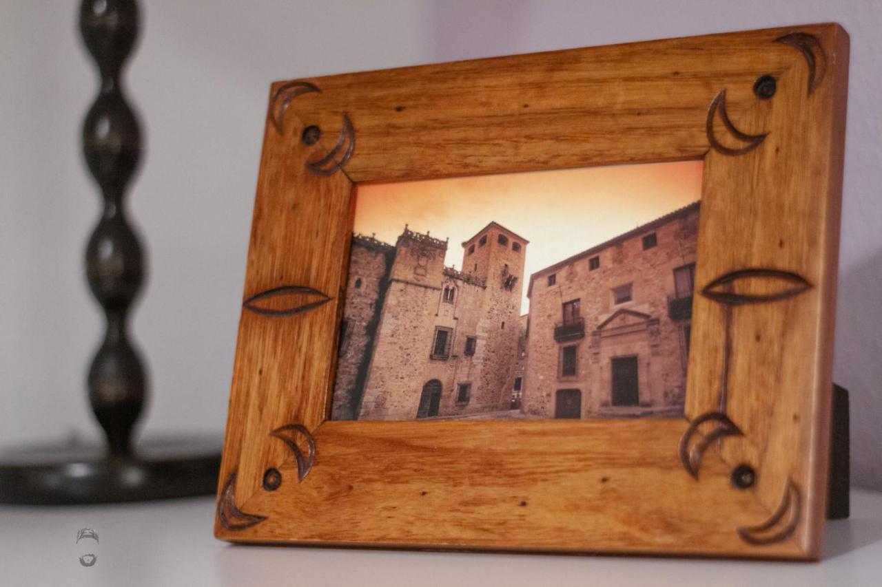 Apartamentos La Machacona Plaza Mayor Caces Exteriör bild